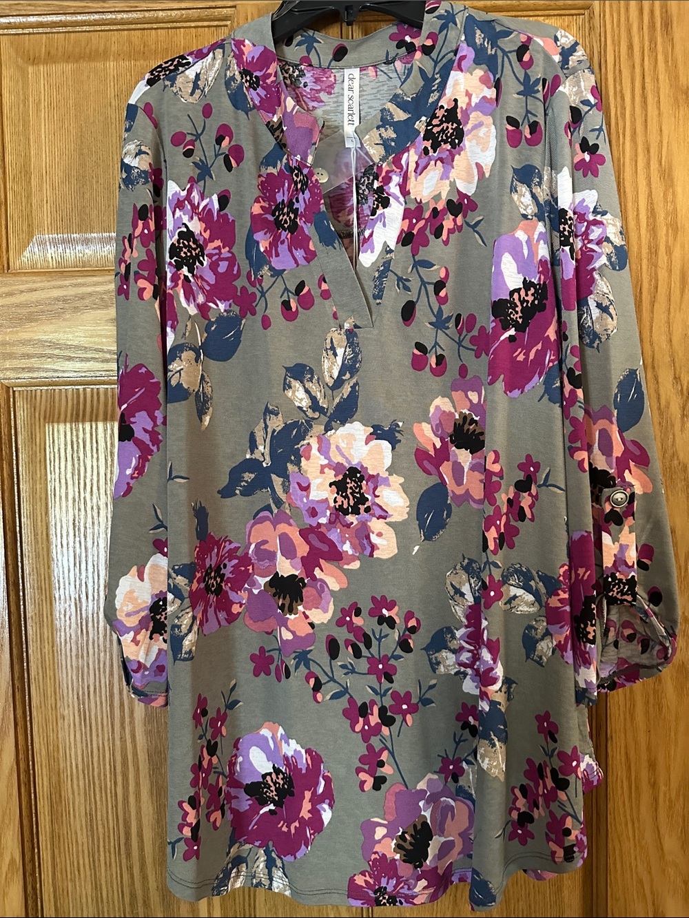 Dear Scarlett Floral V-Neck Tunic in Gray with Purple & Pink Blooms